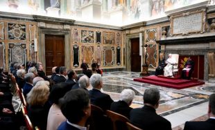 11/12/2025 - El Papa León XIV se dirigió esta mañana a la comunidad del Pontificio Instituto de Arqueología Cristiana, en el Palacio Apostólico, con motivo del centenario de su fundación. En su…