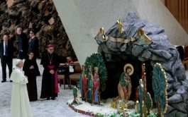 16/12/2025 - El Papa León XIV recibió hoy en el Vaticano a las delegaciones que donaron el pesebre y el&hellip;