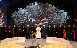 02/12/2025 - En el marco de su viaje apostólico al Líbano, el Papa León XIV presidió un encuentro ecuménico e…