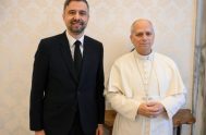 16/01/2026 - El Papa León XIV recibió este jueves en el Vaticano al Dr. Álvaro Lario, presidente del Fondo Internacional de Desarrollo Agrícola&hellip;