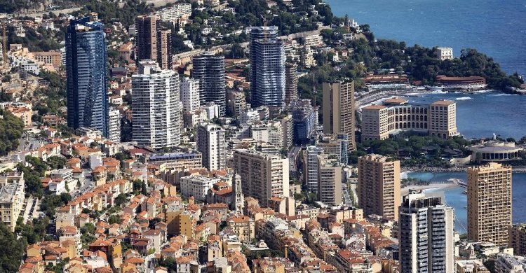 27/03/2026 – El Principado de Mónaco, el segundo Estado más pequeño del mundo después de la Ciudad del Vaticano, ocupa el primer lugar en renta per cápita y posee una de las mayores densidades de población de Europa y del mundo. Con una concentración de aproximadamente 150 grupos étnicos esperan que la visita de León XIV visibilice las dificultades de&hellip;