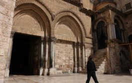 24/03/2026 - Debido a las restricciones por el conflicto en curso, la procesión del Domingo de Ramos en el Monte&hellip;