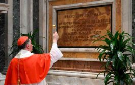 22/04/2026 – La Basílica de Santa María la Mayor celebró el primer aniversario de la muerte del Papa Francisco con&hellip;