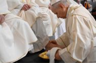 02/04/2026 – A los pies de 12 sacerdotes, el Papa afirma que el gesto de lavar los pies muestra la omnipotencia de Dios,&hellip;