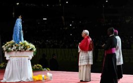 20/04/2026 – León XIV presidió el rezo del Rosario en el Santuario de Mama Muxima, donde ofreció un mensaje centrado&hellip;