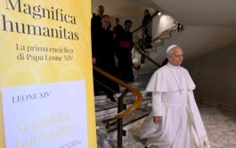 25/05/2026 – El Papa explica el sentido de su primera encíclica: "Magnifica Humanitas", sobre la custodia de la persona humana&hellip;