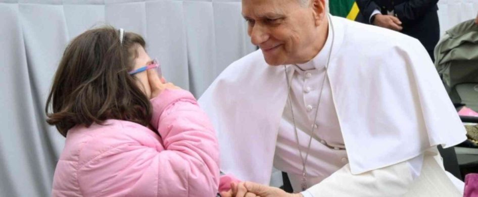 14/05/2026 – El Santo Padre reflexionó sobre el capítulo VIII de la Constitución Lumen Gentium, dedicado a “La Virgen María, modelo de la Iglesia”.