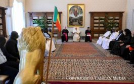 12/05/2026 – León XIV recibió a los líderes de la comunidad musulmana de Senegal y condenó toda forma de discriminación&hellip;