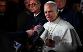 06/05/2026 – León XIV responde a las preguntas de los periodistas y comenta las últimas declaraciones críticas del presidente estadounidense.