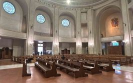 12/05/2026 – El 14 de mayo León XIV visitará la universidad romana La Sapienza. Los estudiantes cuentan el valor de la experiencia en la capilla.