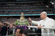 09/06/2026 – La tarde del lunes, el Papa León XIV se reunió con la Comunidad diocesana de Madrid, en el Estadio Santiago Bernabéu.
