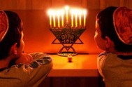 04/09/2013 - El rabino Marcelo Polakoff explica la celebración, el significado y lo que se conmemora con el "Rosh Hashaná" o Año Nuevo…