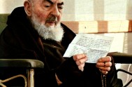11/01/2016 – Los Hermanos Menores Capuchinos confirmaron que los restos de San Pío de Pietrelcina, el santo de los estigmas, serán expuestos en…