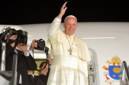 18/02/2016 – Tras un viaje de 5 días cargado de emociones, el Papa Francisco se despidió de México y subió al vuelo papal…