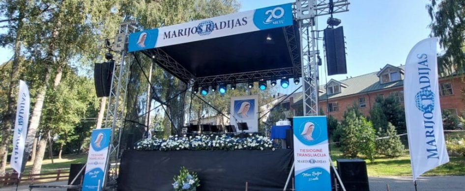 18/09/2024 – El sábado 7 de septiembre Radio María Lituania celebró su 20° aniversario en el Santuario de Nuestra Señora de Šiluva, que está dedicado a la natividad de la Bienaventurada Virgen María y, en 1608, fue escenario de apariciones que restauraron poderosamente la fe católica en el país. En presencia de varios obispos (dos de ellos directores de Radio…