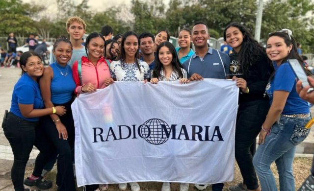 07/03/2025 - Radio María Panamá estuvo presente en el Encuentro Nacional de Jóvenes, una instancia especial de gran convocatoria. Como cada año, la diócesis de Chitré, situada en el corazón de Panamá, fue el punto de encuentro de miles de jóvenes de todo el país que acudieron al Encuentro Nacional de Jóvenes de Panamá, un evento muy esperado por la…