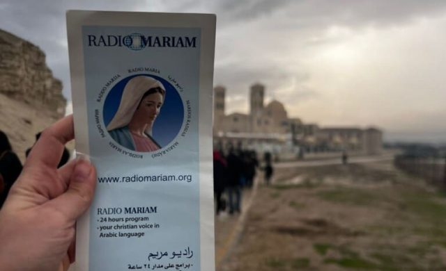 29/01/2026 - La tradicional peregrinación anual de los católicos residentes en Jordania tuvo lugar en el lugar del Bautismo de Jesús en el río Jordán y fue un momento de profunda fe y comunión para la Iglesia local. La celebración eucarística se transmitió en directo desde el estudio móvil de Radio María en Jordania , lo que permitió a muchos fieles seguir el&hellip;