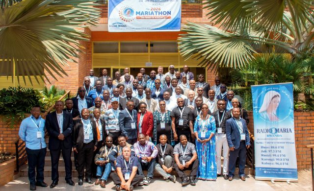 27/07/2026 - Del 24 al 25 de febrero de 2026, se celebró la Reunión Continental Africana 2026 en Kigali, Ruanda. Los participantes conocieron juntos el desempeño de Radio María en África y los desafíos que enfrentan en su misión. También repasaron la Mariathon del año pasado y aprovecharon la oportunidad para prepararse para la Mariathon de este año, que comenzará&hellip;