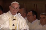 30/07/2016 – En la mañana de hoy, el Papa Francisco luego de visitar el Santuario de la Misericordia celebró la eucaristía con sacerdotes, religiosos, consagrados…