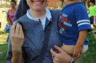     Paola es una religiosa de la Congregación de las Hermanas Franciscanas Misioneras de Asís. Llegó a Concordia desde Italia hace 3…