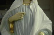MARÍA,madre celestial, quédate con nosotros protegenos del mal… María reina de la paz regalame tu paciencia tu modo de obrar. María,MADRE DE JESUS…