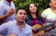 Nabi, Kenia Moreno, Leo Puerto y Distynto son jóvenes promesas de la música catolica de CentroAmerica. Ellos unieron sus voces para cantar una…