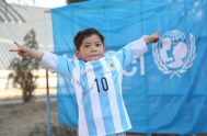 Lionel Messi le cumplió el sueño a Murtaza, el niño afgano que se hizo reconocido a nivel mundial por una foto en la…