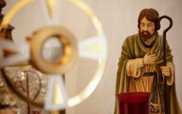 Evangelio Mateo 1,18-24 El Evangelio de hoy nos ayuda a reflexionar sobre el saber afrontar las dificultades,…