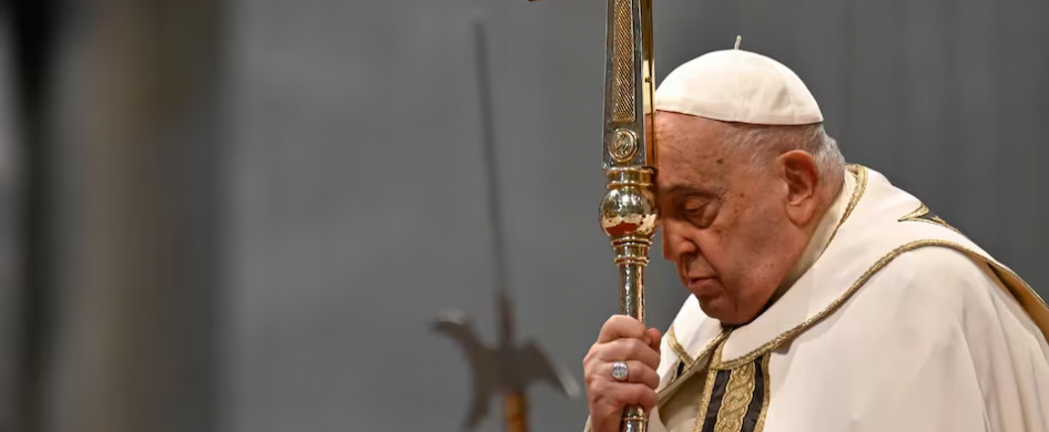 Padre bueno y lleno de amor,te damos gracias por la vida del Papa Francisco,un pastor cercano que guía con sabiduría y entrega a tu Iglesia. Te pedimos que lo sostengas con tu fuerza,que renueves cada día su cuerpo y su espíritu,que le des salud, paz y alegría para seguir anunciando tu amor. Protégelo de todo mal,cuídalo en sus fragilidades,y dale…