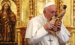 El Papa Francisco, en la carta apostólica, Patris Corde se comparten dos oraciones a San José. Una…