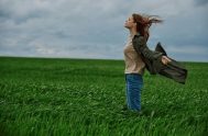 Viento en el corazón (Juan 3,1-8) Nicodemo está en la oscuridad de la fe. Él sabe que Jesús viene del Padre, va a verlo y se lo…